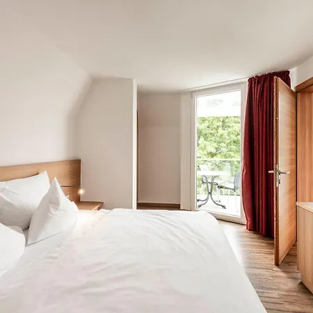 Aparthotel Amelia Tirolo
