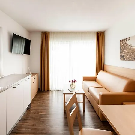 Amelia Aparthotel
