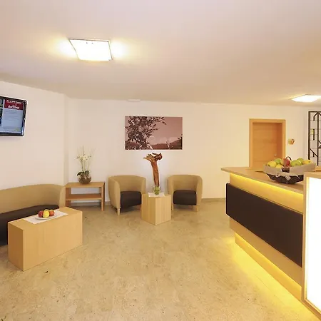 Aparthotel Amelia 3*