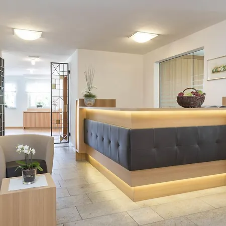 Garni Amelia Aparthotel 3*